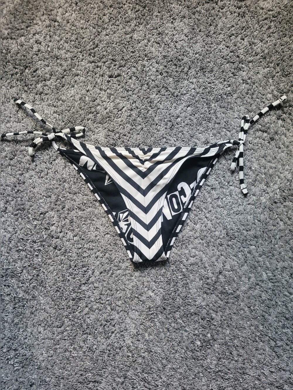 Volcom Black and White Striped Tie-Side Bikini Bottom Size Sm/med